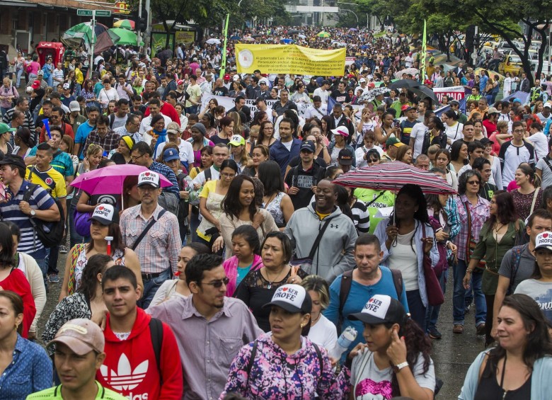 En junio de 2018, los educadores también protagonizaron una marcha masiva en el Centro de Medellín. FOTO JUAN ANTONIO SÁNCHEZ