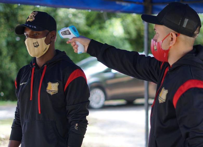 En la sede deportiva del club de Rionegro, se realizaron las pruebas a jugadores y cuerpo técnico. FOTO CORTESÍA ÁGUILAS DORADAS