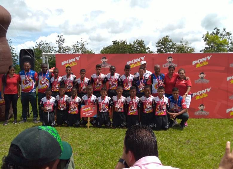 El viaje de Isabella Echeverri a China con la Selección Colombia está en peligro por los disturbios. FOTOS Manuel Saldarriaga y CORTESÍA