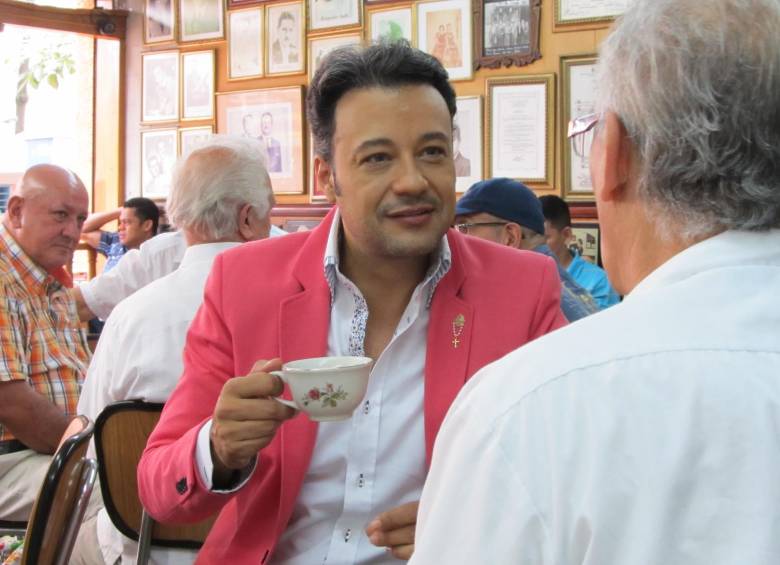 Héctor Garcés cumplió 24 años en Teleantioquia. FOTO Archivo EL COLOMBIANO