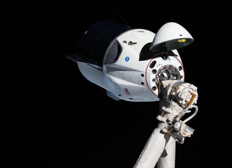 La cápsula puede durar en órbita 110 días, de acuerdo con la Nasa. FOTO EFE