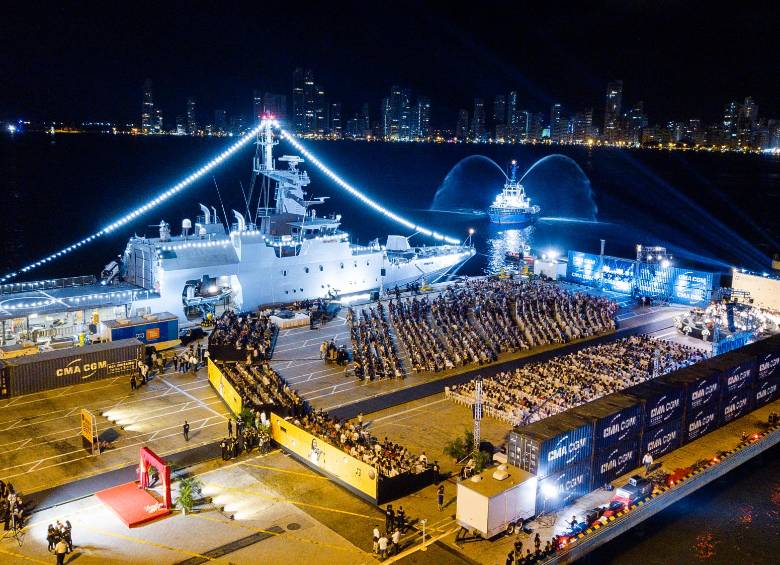 El Puerto de Cartagena ha sido un escenario acompañado por las embarcaciones de la Armada Nacional.FOTO cortesía