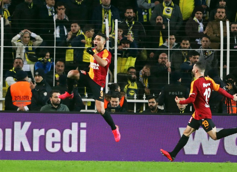 Falcao le dio el triunfo a Galatasaray en clásico ante Fenerbahce