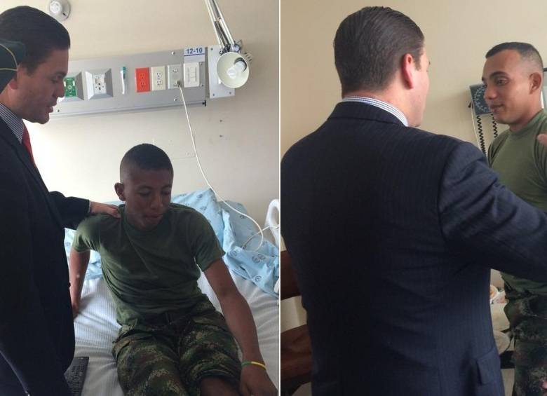 En el Hospital Militar Central, permanecen los soldados profesionales, Paulo César Rivera y Jonathan Díaz. FOTO CORTESÍA