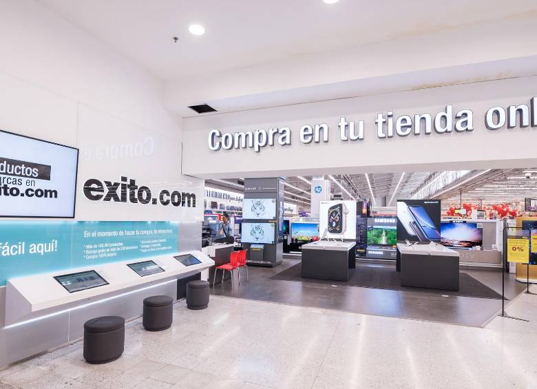 Solo en diciembre de 2019 las ventas de equipo de informática y telecomunicaciones creció 31,5 %, según el Dane. Foto Cortesía Éxito