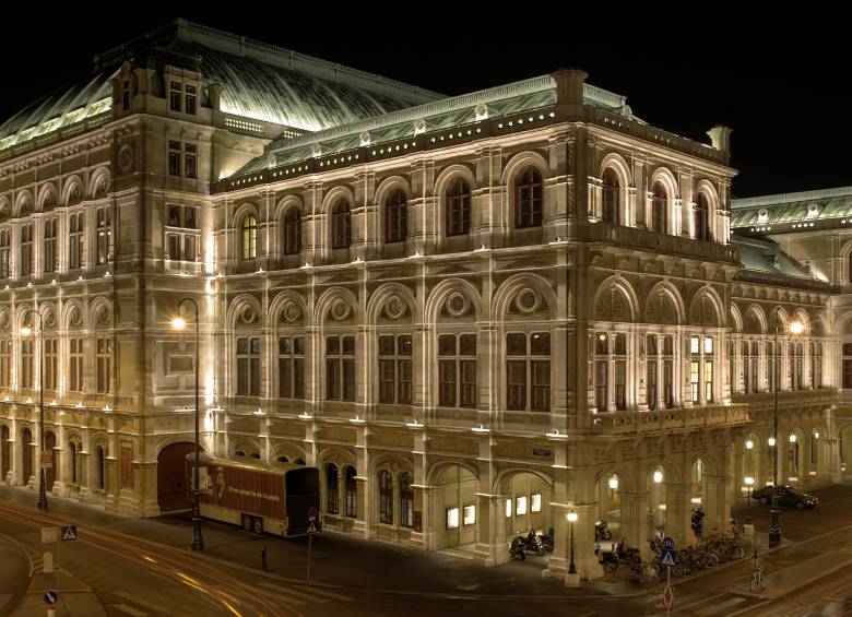 La Ópera de Viena ha decidido compensar la masiva reducción de la vida social ofreciendo gratis “online” grandes funciones grabadas los últimos años. Foto: derechos libres. 