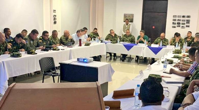 En 40 días se volverán a reunir los alcaldes, mandos militares y el gobierno departamental para revisar los avances en el plan de choque contra el crimen en el Bajo Cauca. FOTO cortesía