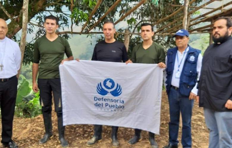 FOTO @DefensoriaCol