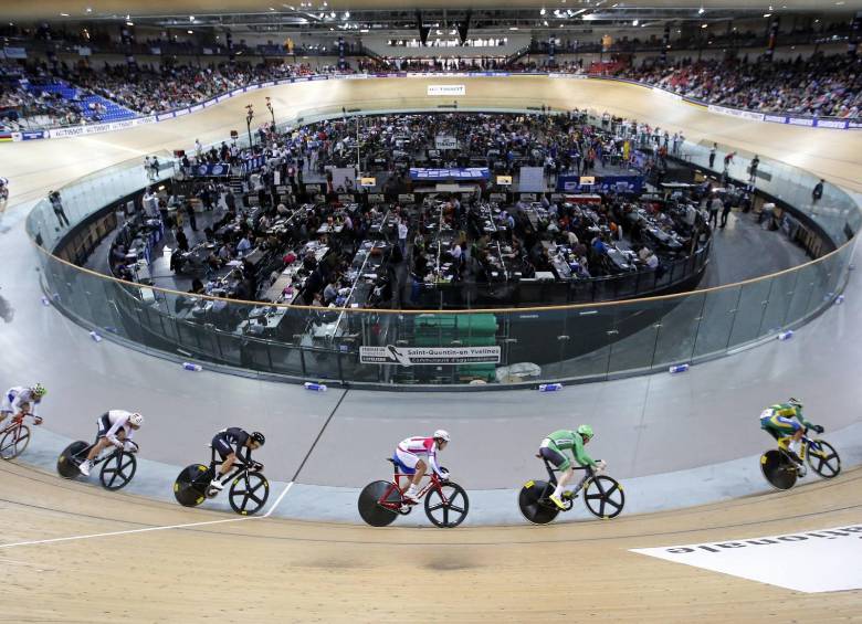 Salcedo espera correr hoy con inteligencia en la competencia de 10 kilómetros, para sacarles ventaja a sus demás rivales y así poder terminar en el podio en la cita francesa mundial. FOTOs fedeciclismo y reuters