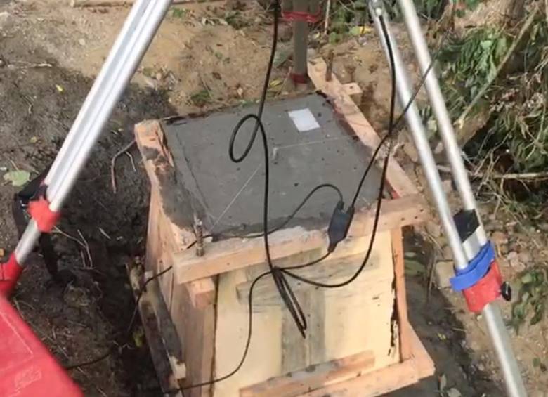 Así fue la construcción de los mojones de concreto para indicar los límites territoriales. FOTO CAPTURA DE VIDEO