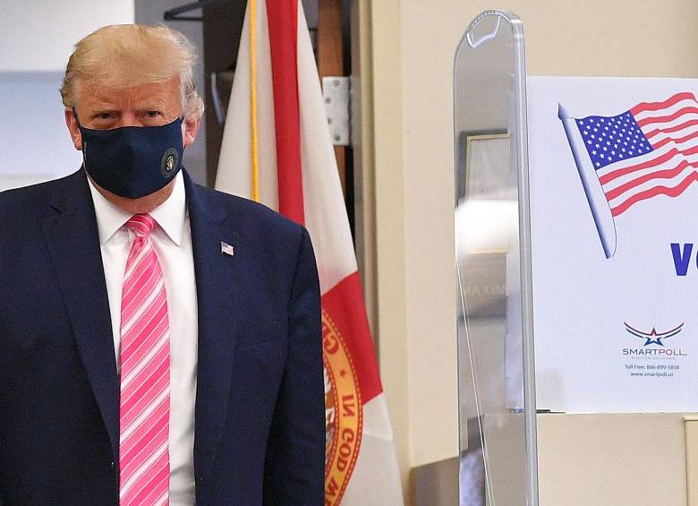 Trump votó en Florida luego de haber traslado allí su residencia. FOTO AFP