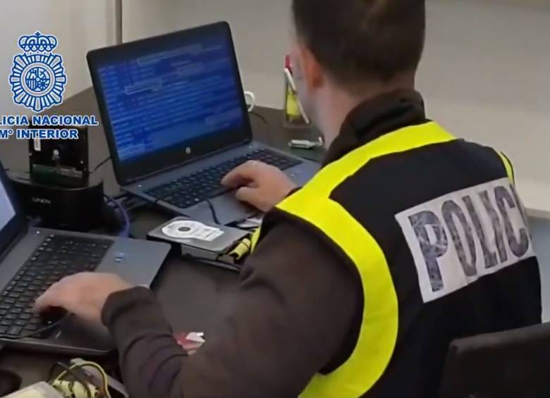 Los agentes están investigando otros itinerarios, con origen en Colombia y destino en otros países como Estados Unidos @policia