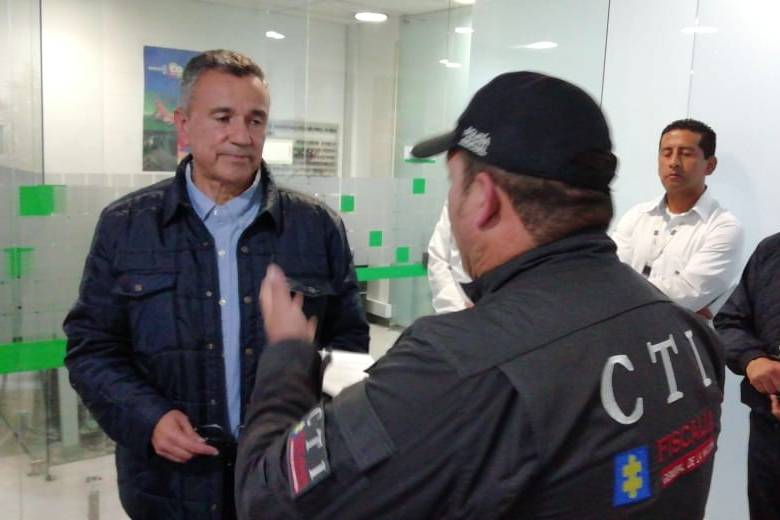 La Fiscalía capturó a Santoyo después de la llegada al aeropuerto Eldorado. FOTO: Cortesía Fiscalía. 