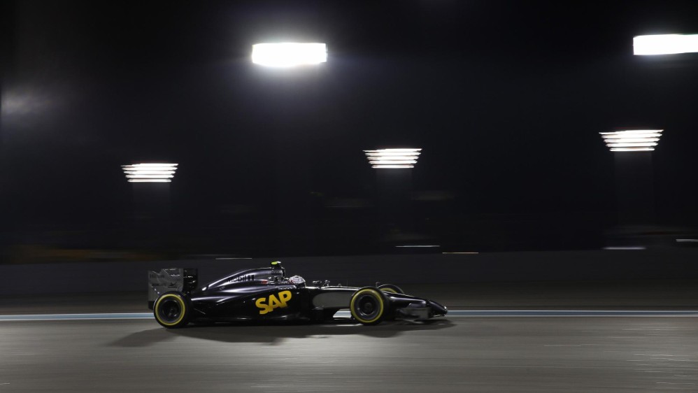 También destacó en los segundos entrenamientos el danés Kevin Magnussen (McLaren), a siete décimas de los Mercedes. FOTO AP