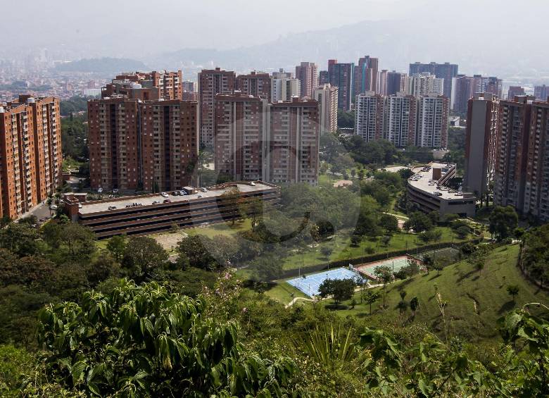 La Loma de los Bernal limita al sur con Belén Rincón, al occidente con el corregimiento Altavista y al norte con Aliadas. Al oriente con la avenida 80 y el aeropuerto Olaya. FOTOS Julio César Herrera