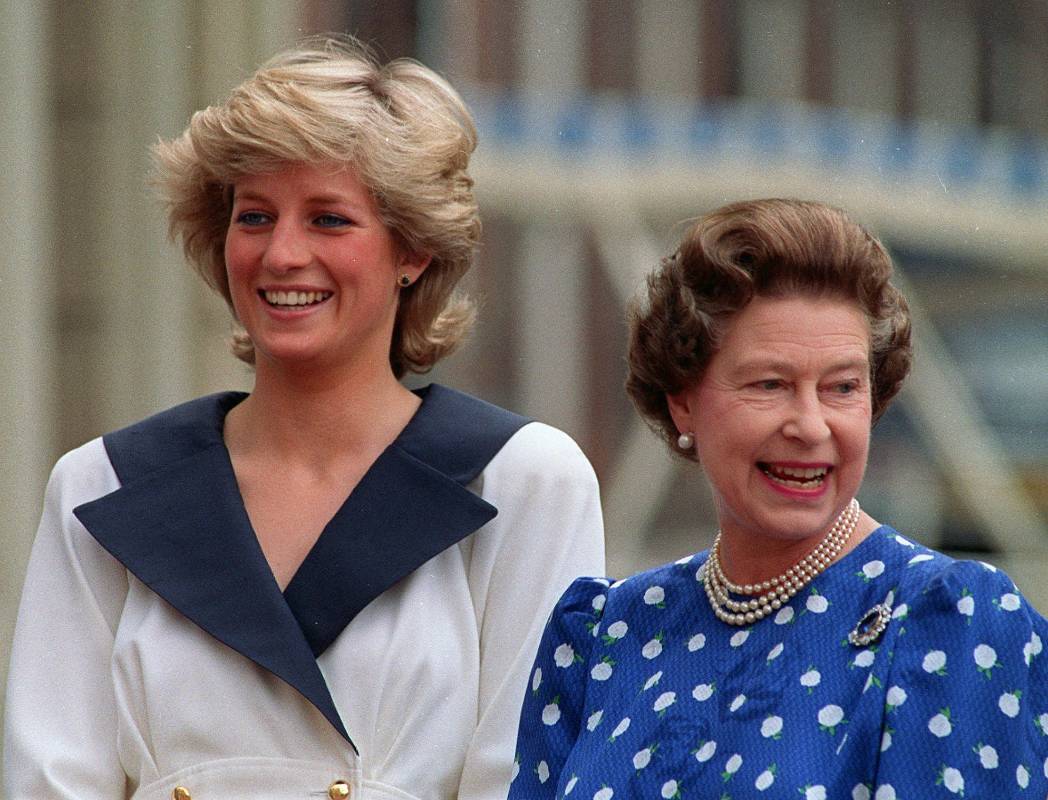 Siempre fue polémica su relación con Diana de Gales. FOTO Archivo