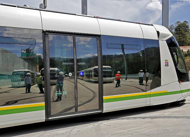 En el 2009 se hizo el último análisis para un medio de transporte por la 80 y se propuso la tecnología tranviaria. FOTO henry agudelo