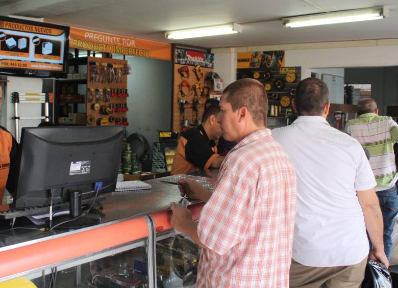 Los Fierros, 30 años de prestar el mejor servicio