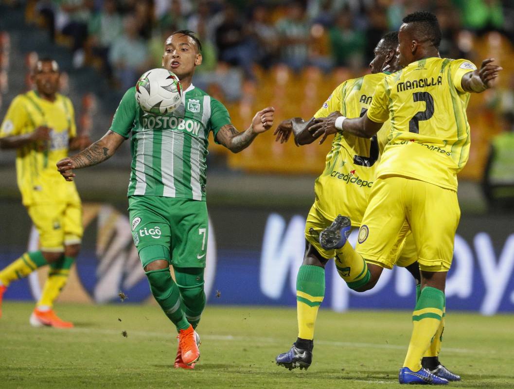 Seis cambios que hizo Juan Carlos Osorio en su acostumbrada rotación frente al partido anterior solo le alcanzó para un empate de local. Foto: Manuel Saldarriaga Quintero