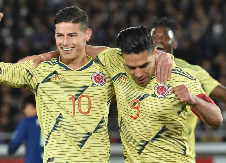 El volante James Rodríguez y el goleador Radamel Falcao estarán con Colombia en el inicio del camino a Catar 2022. FOTO archivo afp