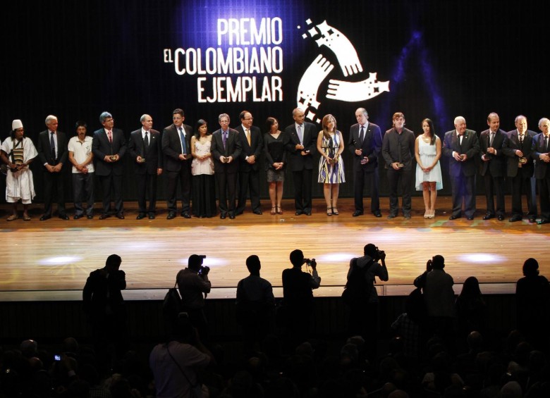 El próximo martes 27 de agosto, en la plazoleta central del Museo de Arte Moderno de Medellín, el país conocerá los ganadores del premio El Colombiano Ejemplar. Foto: Edición de 2013. Hernán Ochoa