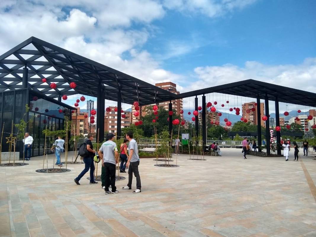 Este sábado se realizó la inauguración de la etapa 1B de Parques del Río. En esta fase urbanística se podrá disfrutar de un nuevo parque y el techo del soterrado. FOTO Jaime Pérez