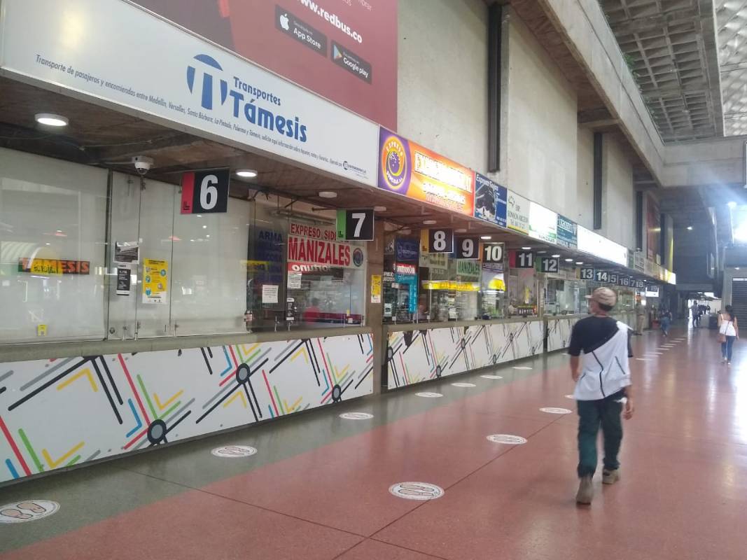 Poco movimiento se vivió este fin de semana en las terminales de transporte. La terminal del Sur y Norte tuvieron poca afluencia de viajeros. FOTO JAIME PÉREZ