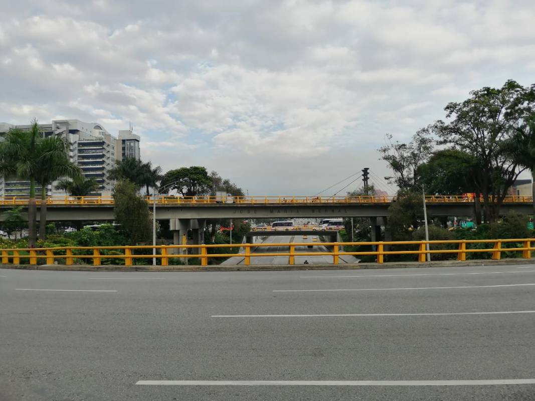 Los particulares que tengan pico y placa este día no podrán circular ni con el mínimo de acompañantes. Foto: Alejandro Bermúdez