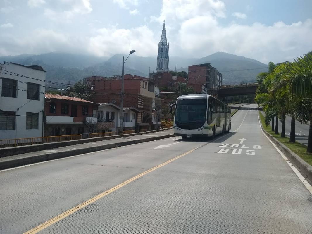 Recorrimos el barrio Manrique ubicado al nororiente de la capital antioqueña para evidenciar la recepción de las medidas para evitar la propagación del covid-19. FOTO: Jaime Pérez