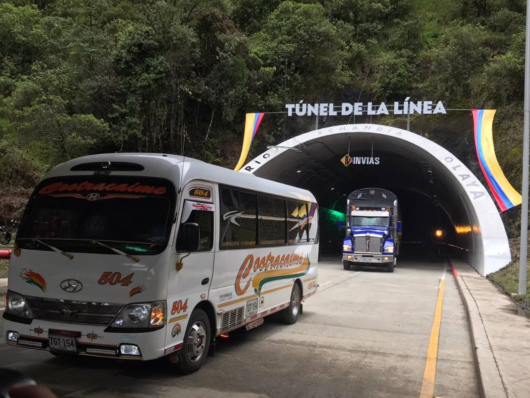 Según el presidente Iván Duque, La Línea es la obra de infraestructura más importante en la historia de Colombia y se convertirá en un símbolo de la capacidad del país para salir adelante en momentos difíciles. FOTO JULIO CÉSAR HERRERA