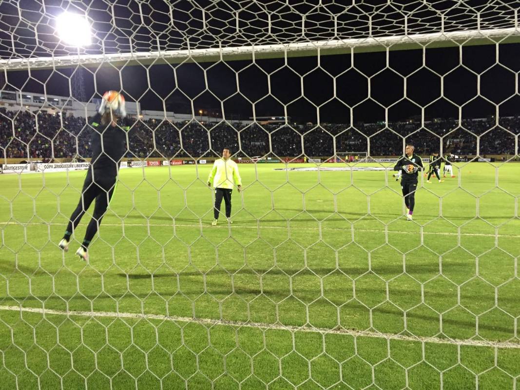 Pronto se dará inicio los primeros 90 minutos del partido. FOTO Esteban Vanegas 