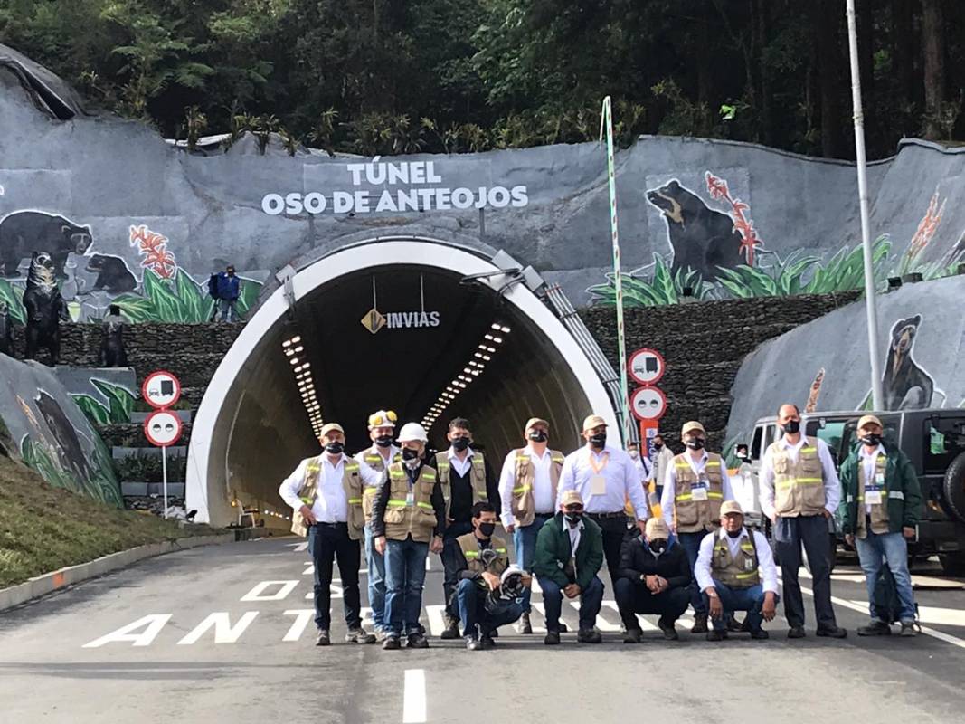 De acuerdo con Invías, se emplearon 40.000 toneladas de acero para soportar su estructura, la cual fue recubierta con 450.000 metros cúbicos de concreto. FOTO JULIO CÉSAR HERRERA
