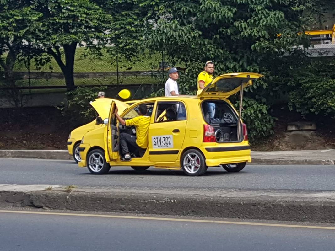 En el preámbulo de esta protesta, el secretario de Movilidad de la ciudad, Humberto Iglesias, dijo: “Por supuesto que se podrán manifestar, pero lo que les hemos dicho es que no vamos a permitir que bloqueen las vías de la ciudad”. Foto Cortesía Marcelo Montoya Acevedo
