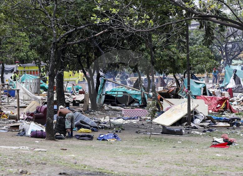 En la tarde del miércoles comenzó el desalojo de la zona. FOTO Julio César Herrera