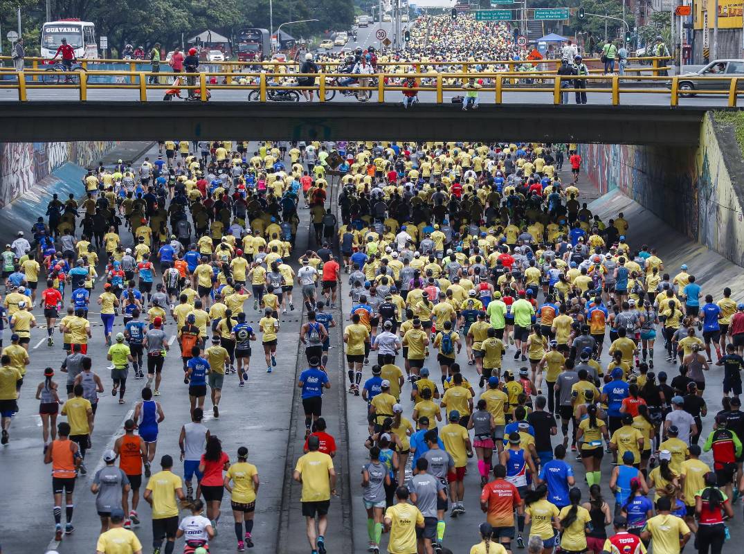 Cerca de 13 mil atletas de 39 países hicieron parte de la Maratón de las Flores. FOTO ROBINSON SÁENZ