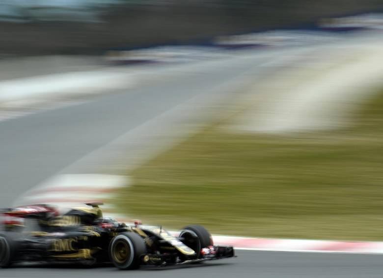 Esta semana se desarrolló una nueva tanda de pruebas, en el circuito de Cataluña. En la imagen Romain Grosjean. FOTO ap