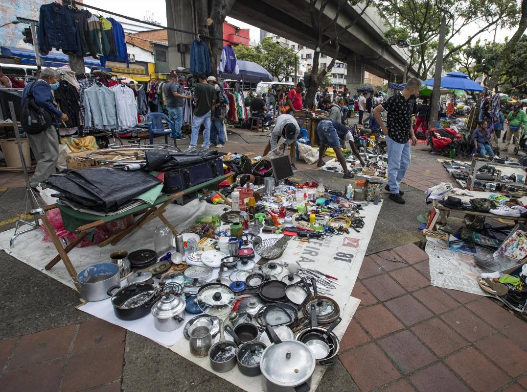 El nuevo Bazar no ha pasado del papel. Los venteros llevan seis años esperando a ser reubicados. La Alcaldía dice que esta administración, por fin, dará una solución al problema. Foto: Manuel Saldarriaga Quintero.