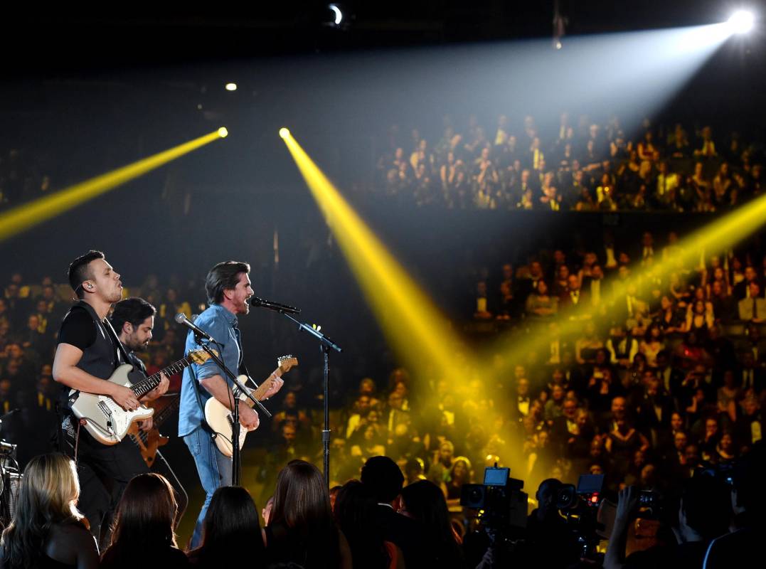 Otra imágen de la presentación de Juanes. FOTO AP