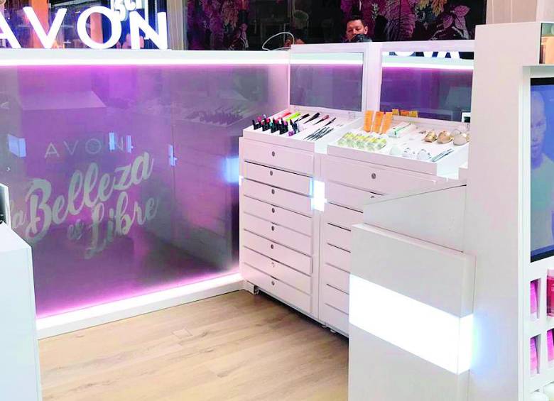 Avon espera generar experiencia del producto a compradores. FOTO cortesía avon