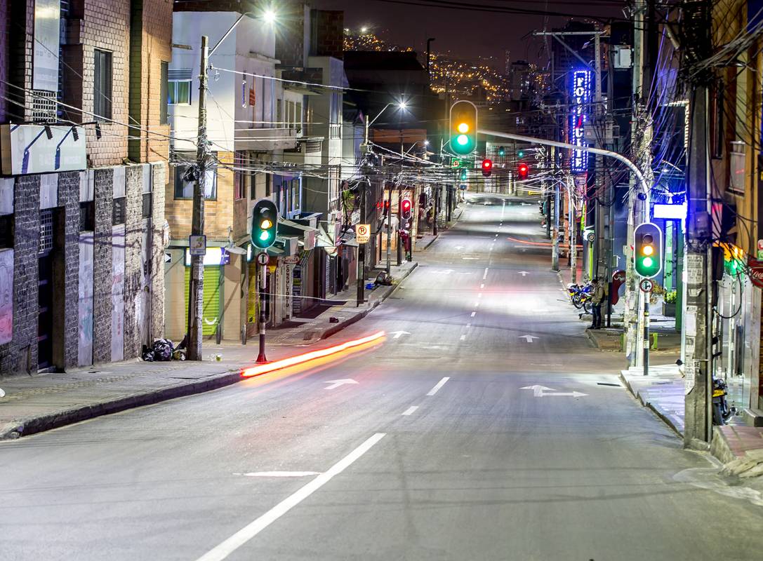La medida busca garantizar el cumplimiento del aislamiento preventivo decretado por el gobierno Nacional. Foto Juan Antonio Sánchez Ocampo