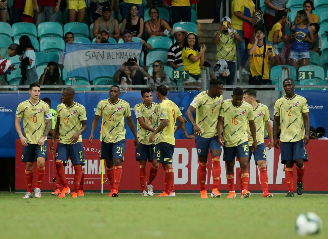 Los colombianos, clasificados de manera anticipada, ratificaron el primer puesto con nueve puntos en tres presentaciones. FOTO REUTERS