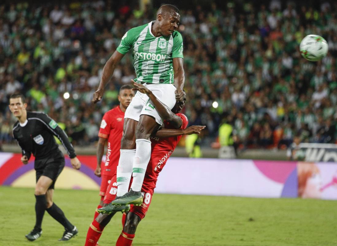 Se han disputado 246 duelos entre ambos equipos por la liga, 86 triunfos verdes, 84 triunfos rojos y 75 empates. Foto: Manuel Saldarriaga Quintero