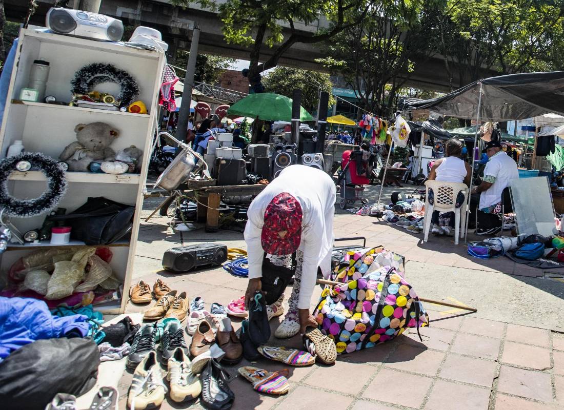 El nuevo Bazar no ha pasado del papel. Los venteros llevan seis años esperando a ser reubicados. La Alcaldía dice que esta administración, por fin, dará una solución al problema. Foto: Manuel Saldarriaga Quintero.