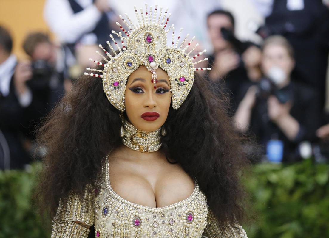 La rapera Cardi B, quien recientemente anunció su embarazo, también asistió a la gala. FOTO REUTERS