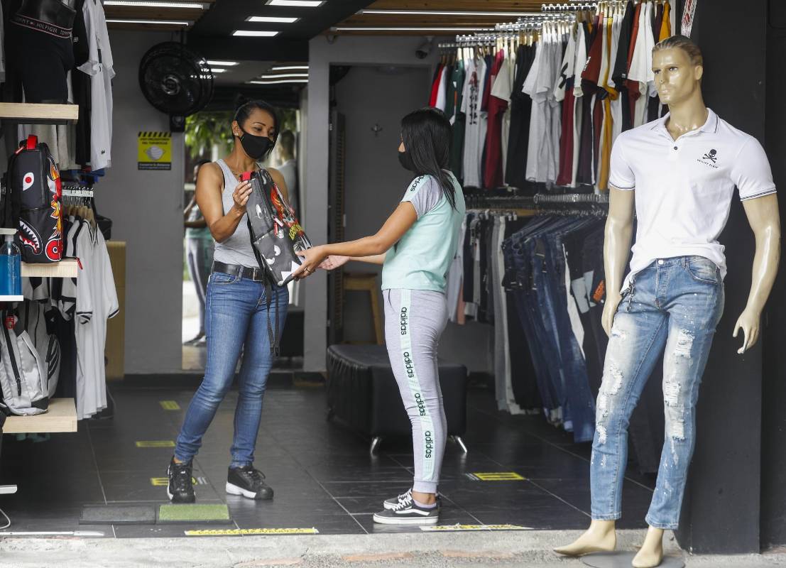 El comercio es uno de los principales impulsores de la economía del país. Foto: Manuel Saldarriaga Quintero