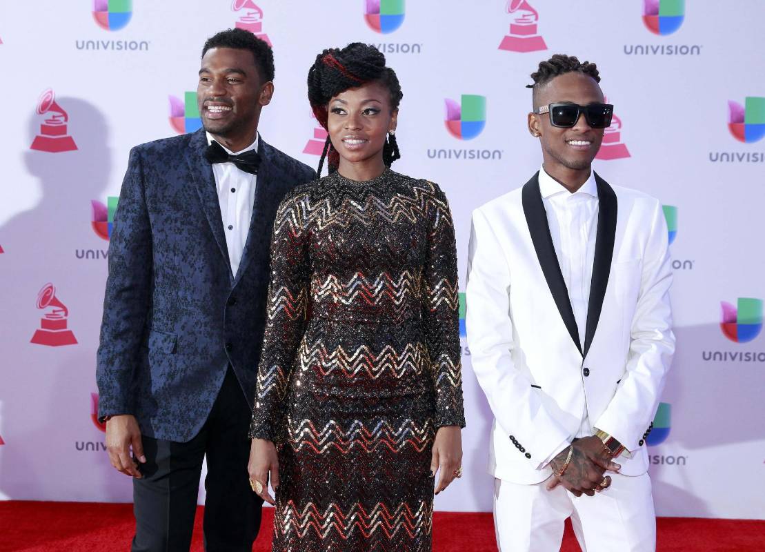Grandes protagonistas de la noche, el grupo ChocQuibTown. FOTO Reuters