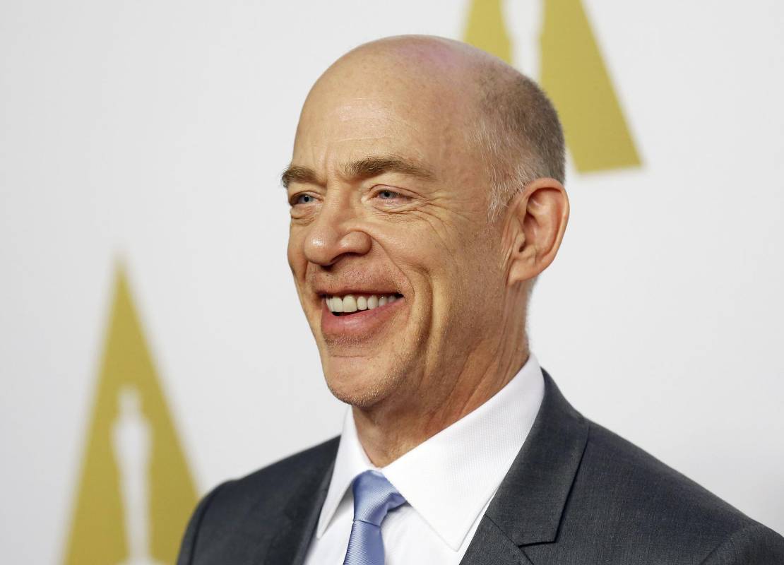 J.K Simmons, nominado a mejor actor de reparto por Whiplash llega al almuerzo en homenaje a los nominados. FOTO Reuters