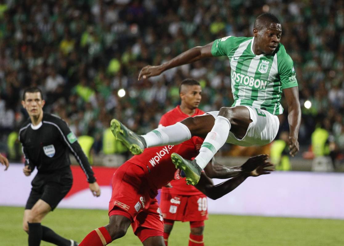 Nacional recupero su jerarquía para vencer al América que lleva diez años sin ganarle en el Atanasio Girardot. Foto: Manuel Saldarriaga Quintero