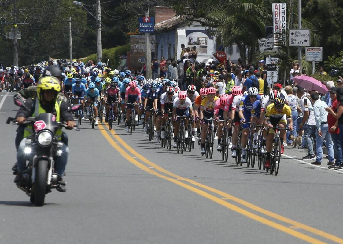 Segunda etapa del Tour Colombia 2.1 en la que participan 28 equipos. FOTOS JUAN ANTONIO SÁNCHEZ, MANUEL SALDARRIAGA Y JUAN DAVID ÚSUGA