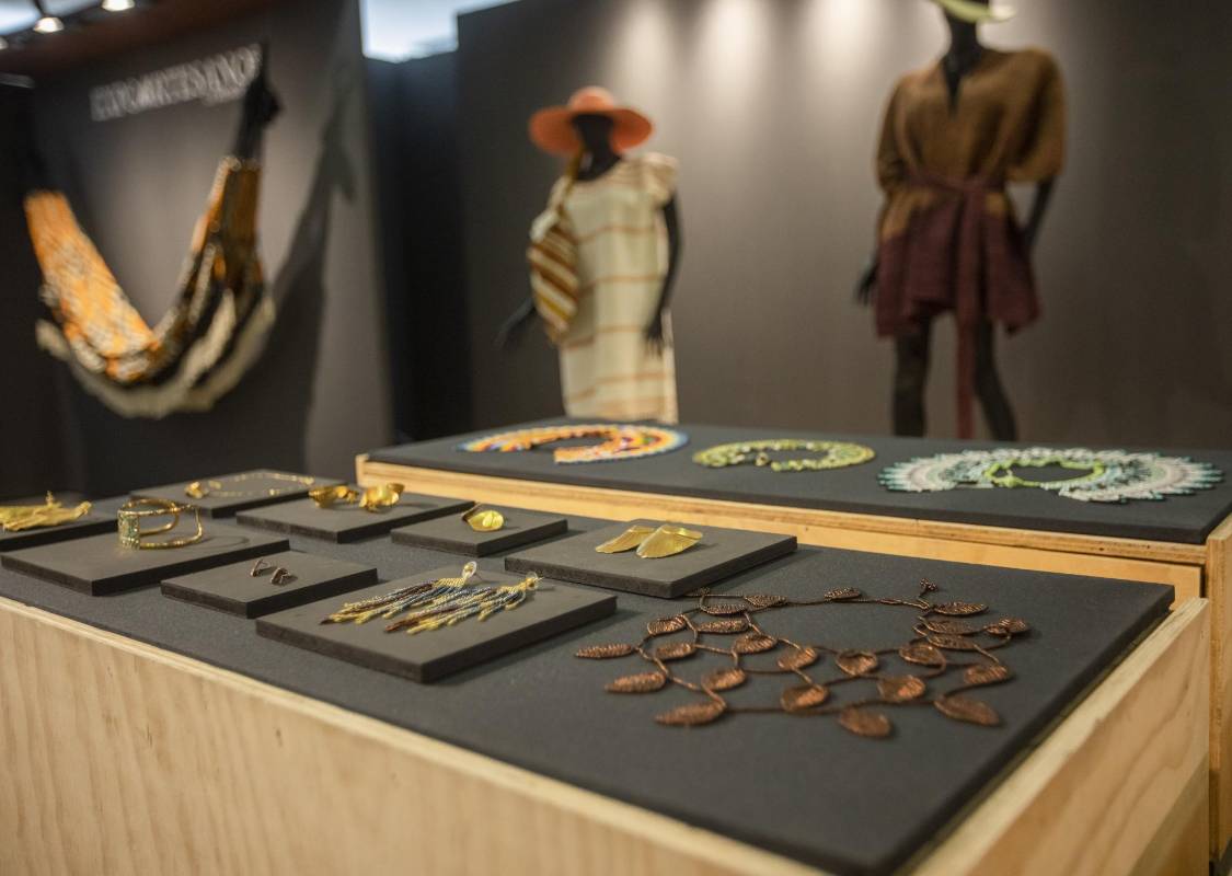 La feria de Expoartesanos se desarrollará de forma híbrido, a través de una experiencia de compra en un espacio físico y con promociones a través de la web. Foto. Camilo Suárez.